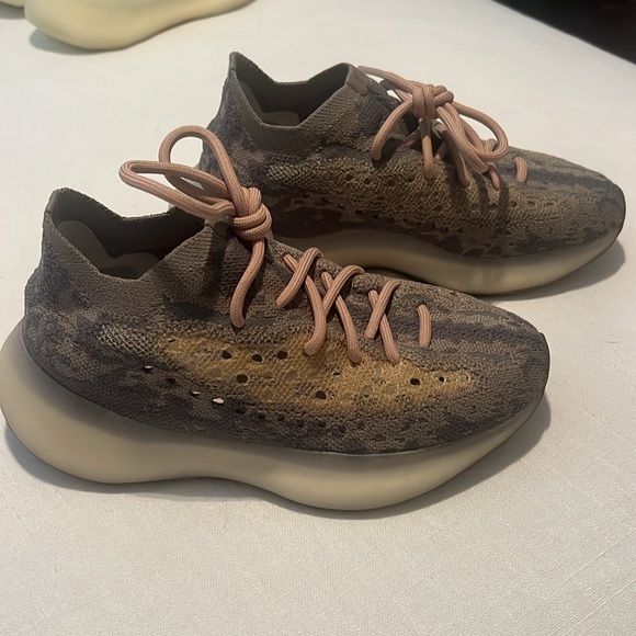 Yeezys - Picture 2 of 5